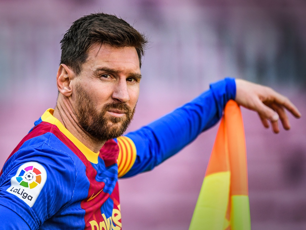 Messi trở thành cầu thủ tự do
